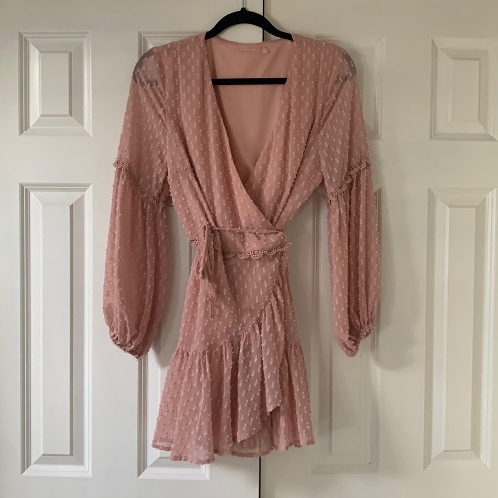 Women’s mini long sleeve dress